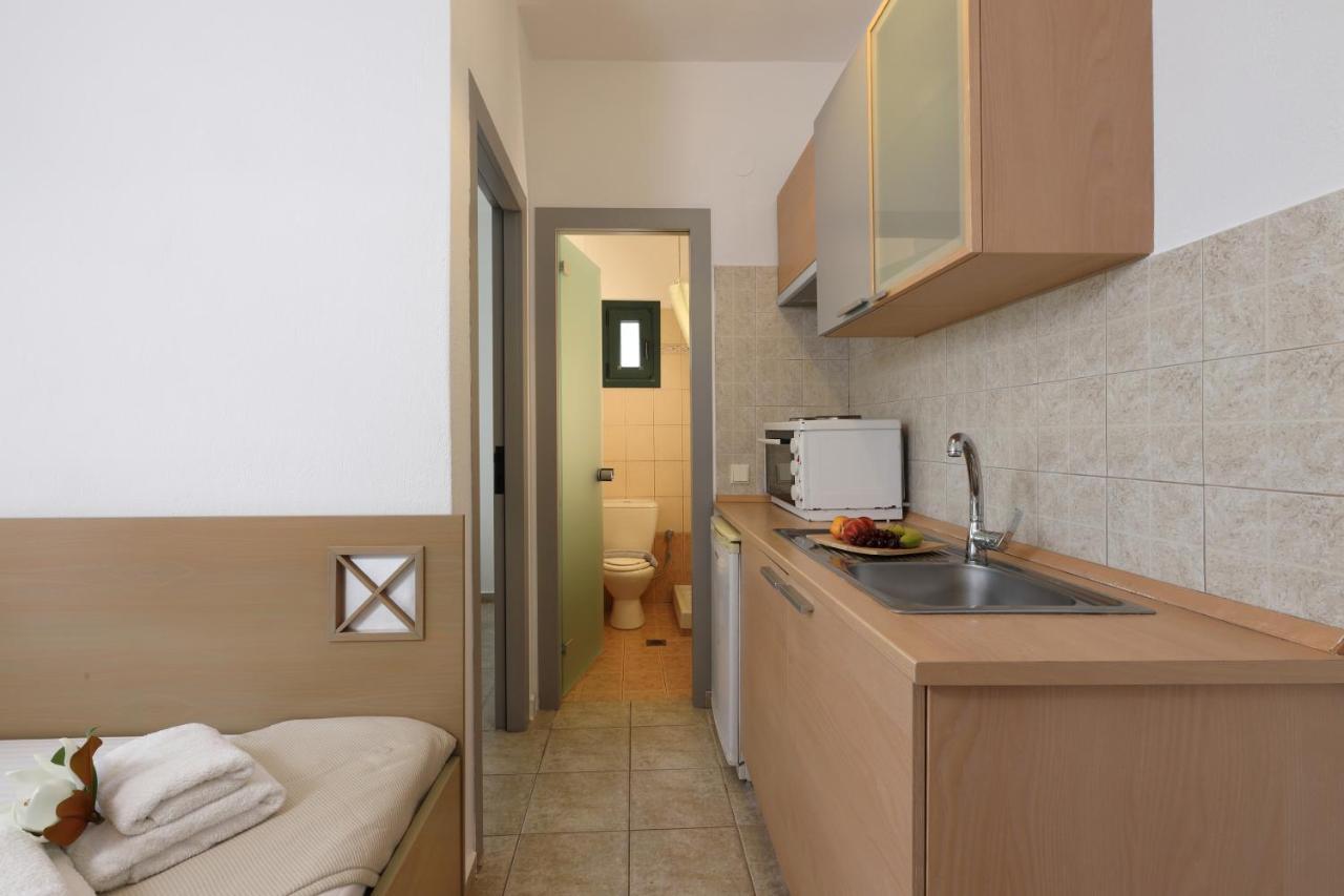 Maistrali Apartments 오르모스 파나기아스 외부 사진