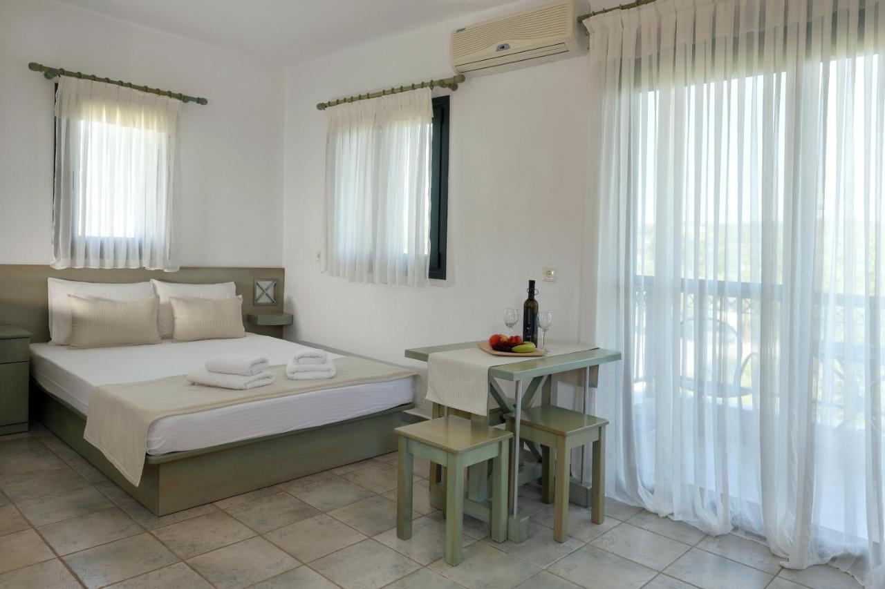 Maistrali Apartments 오르모스 파나기아스 외부 사진