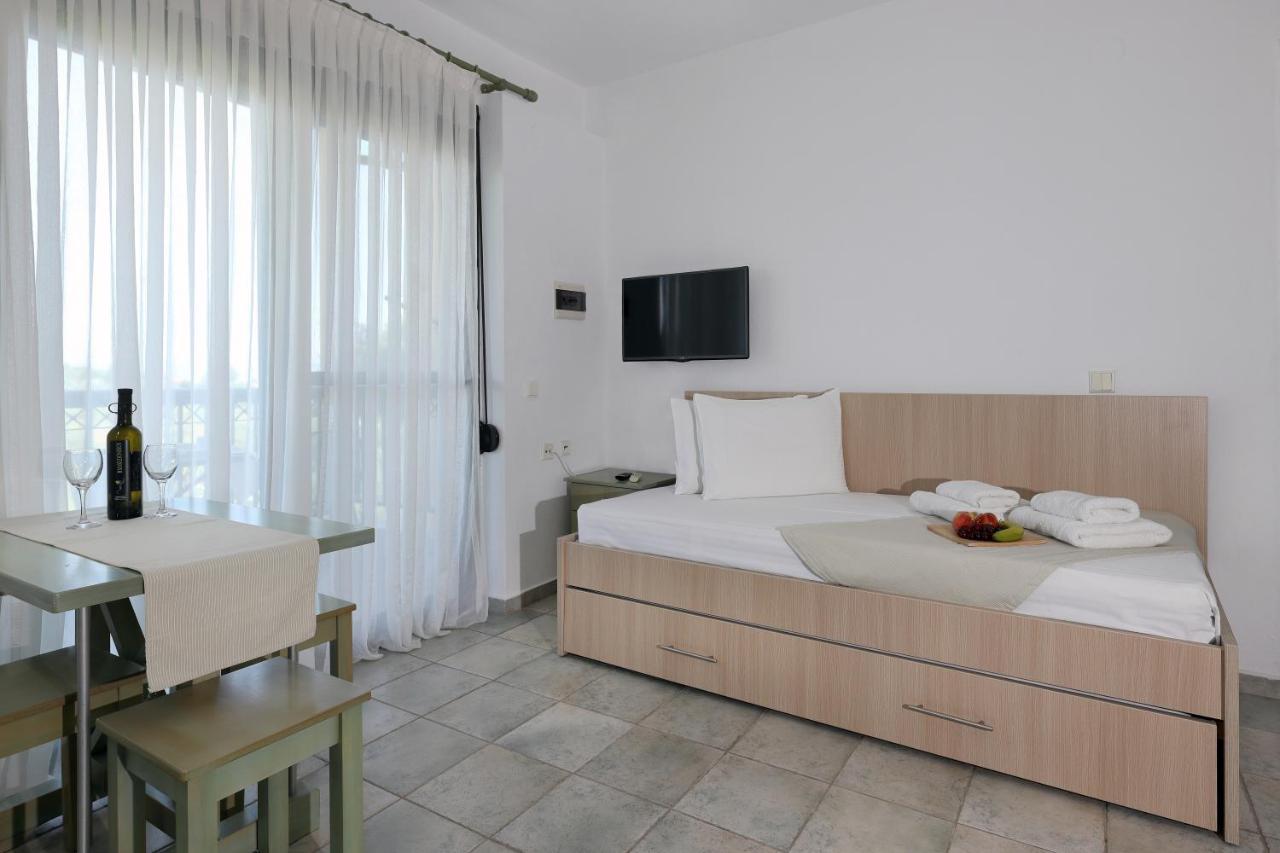 Maistrali Apartments 오르모스 파나기아스 외부 사진