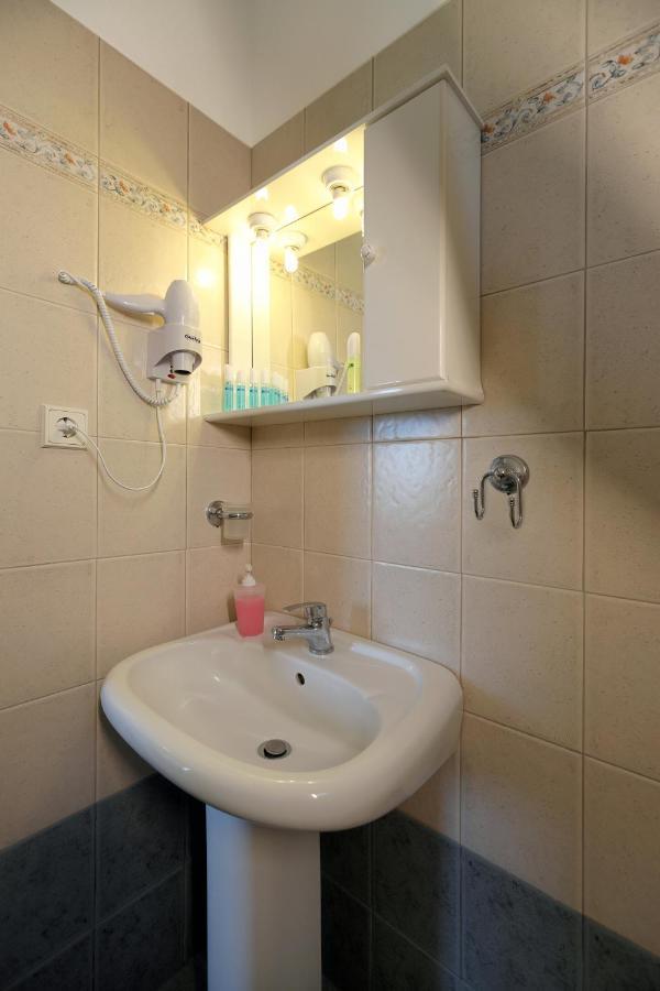 Maistrali Apartments 오르모스 파나기아스 외부 사진