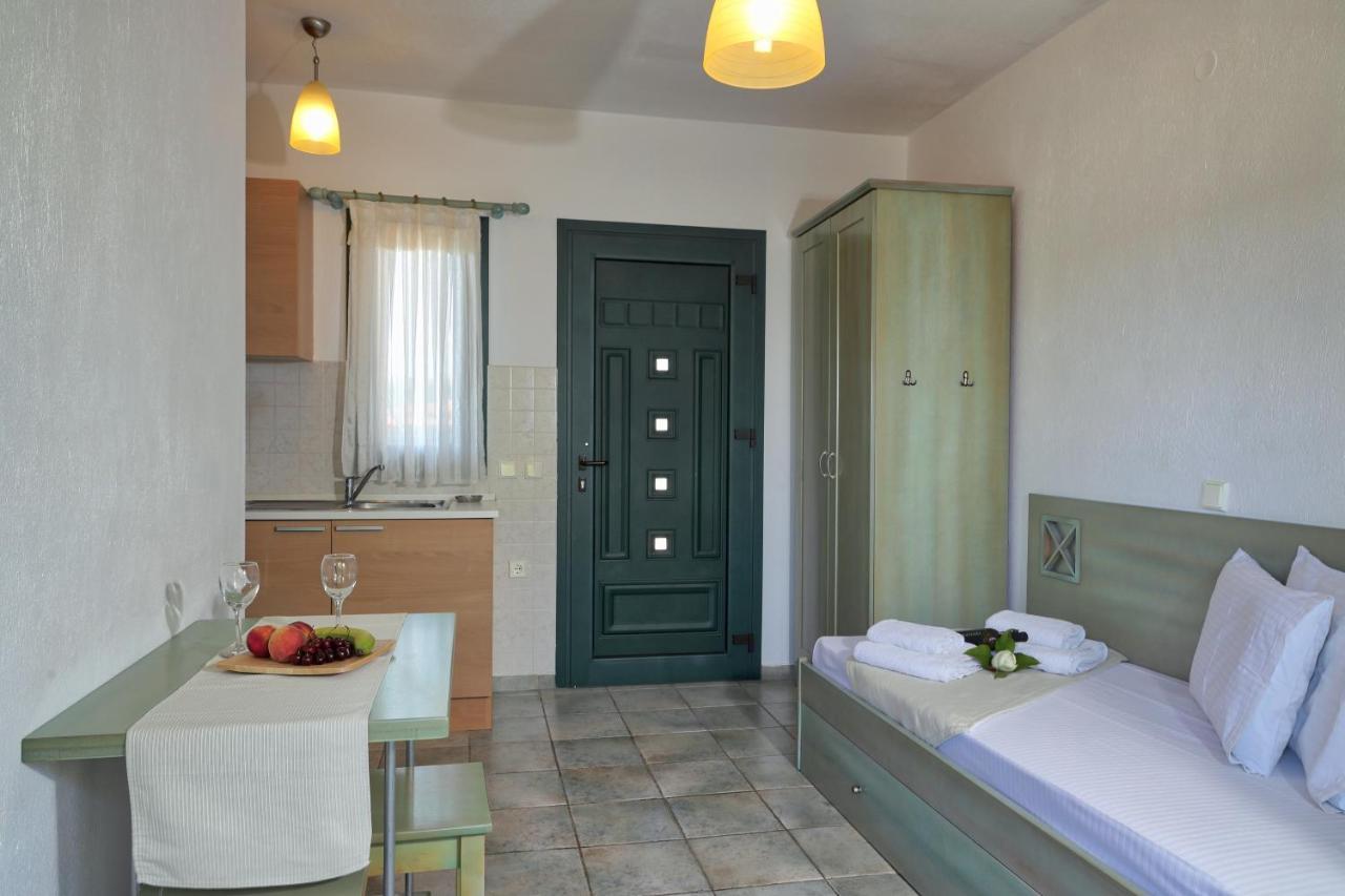 Maistrali Apartments 오르모스 파나기아스 외부 사진